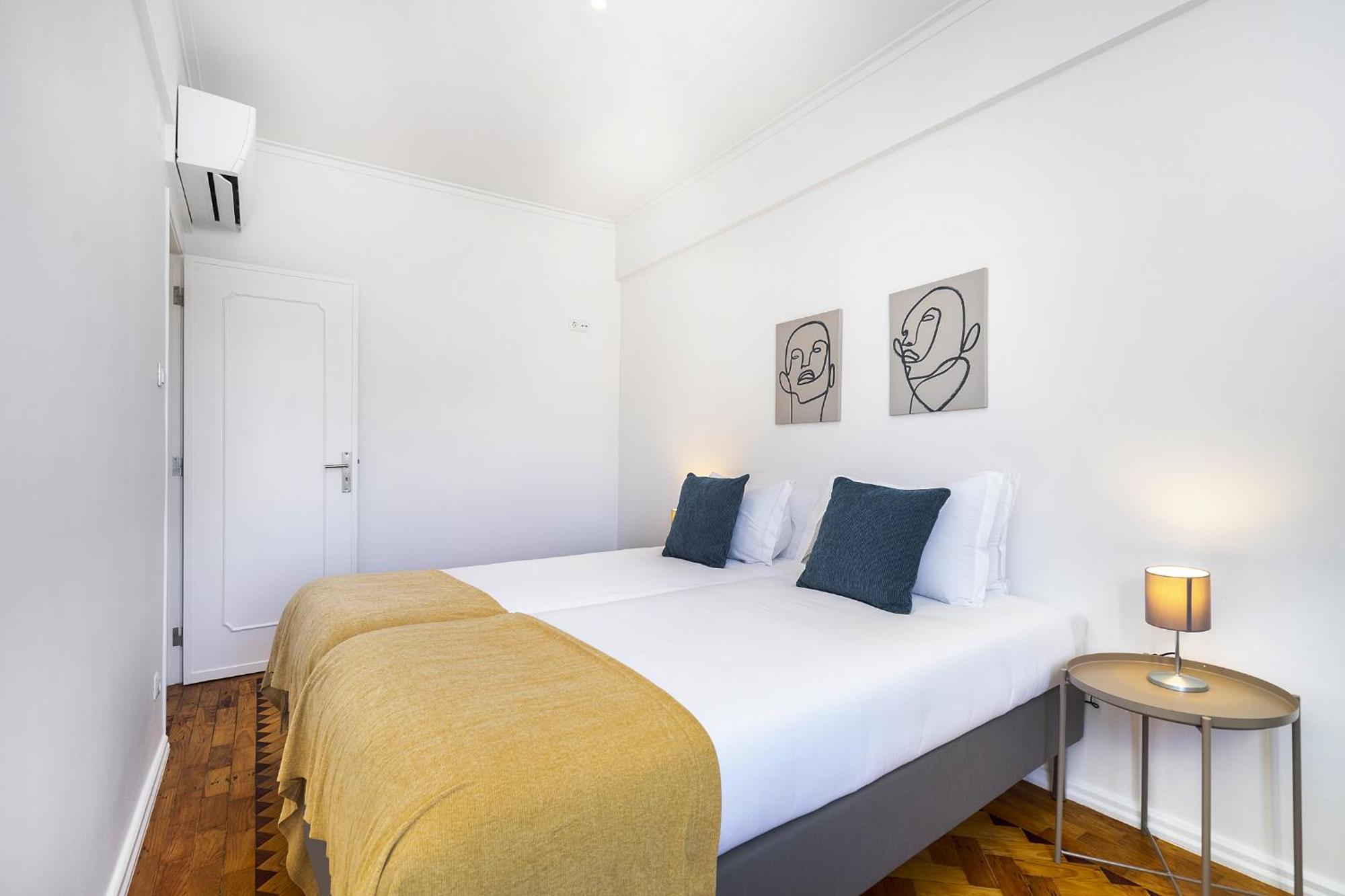Whome Peaceful Alges Family Home Away From City Noise Екстериор снимка
