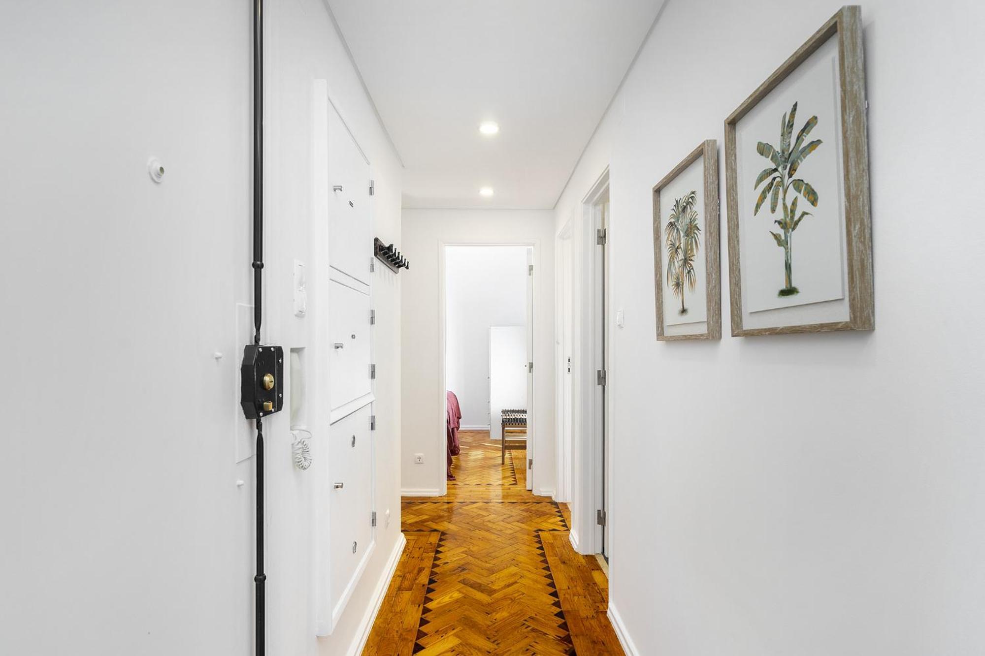 Whome Peaceful Alges Family Home Away From City Noise Екстериор снимка