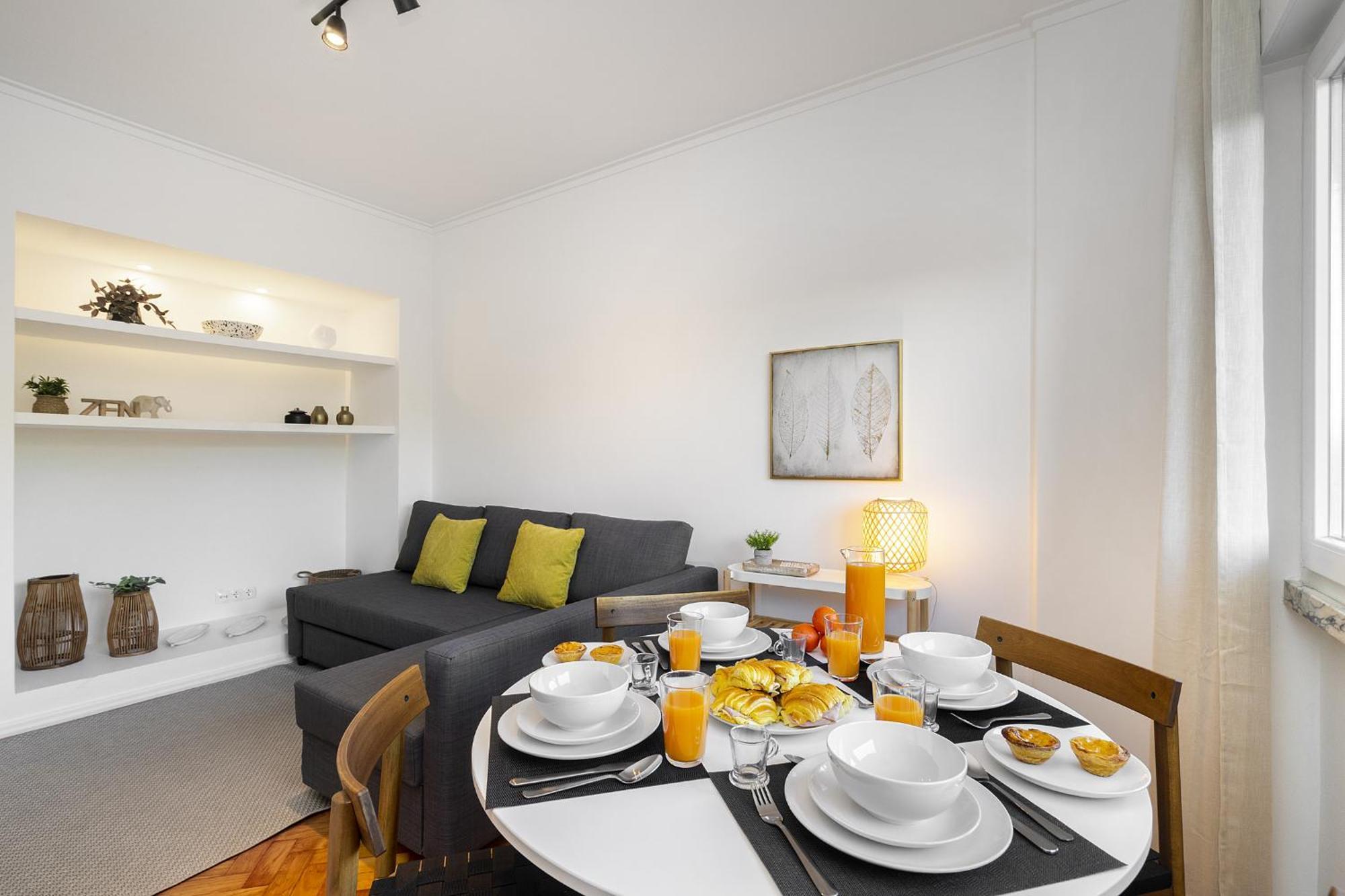 Whome Peaceful Alges Family Home Away From City Noise Екстериор снимка