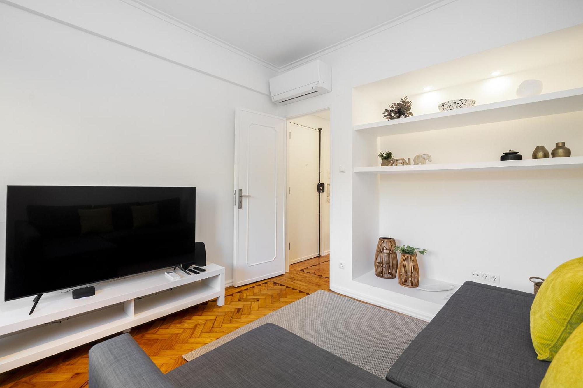 Whome Peaceful Alges Family Home Away From City Noise Екстериор снимка