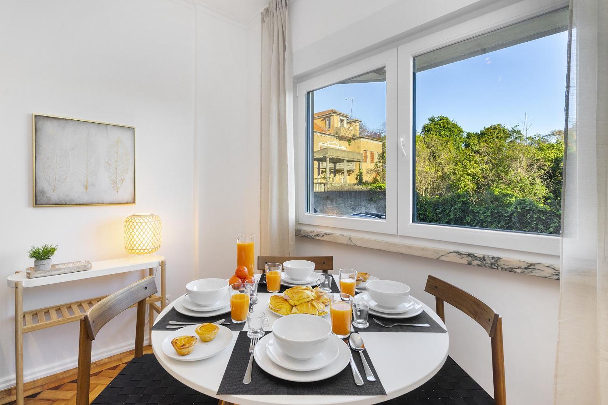 Whome Peaceful Alges Family Home Away From City Noise Екстериор снимка