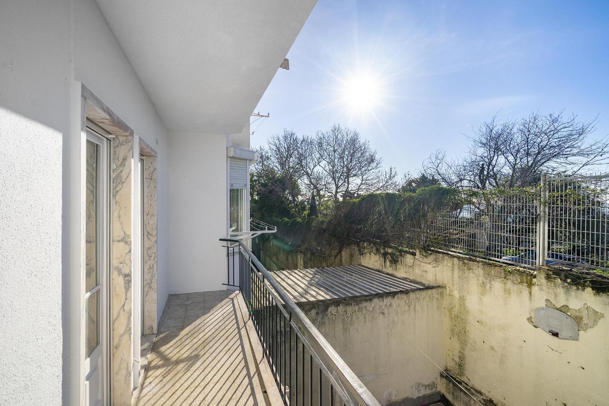 Whome Peaceful Alges Family Home Away From City Noise Екстериор снимка